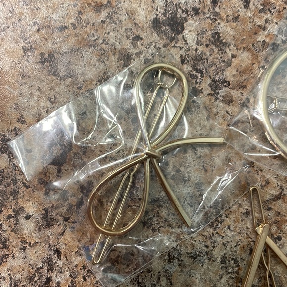 Gold Hair Accessories - Picture 2 of 6